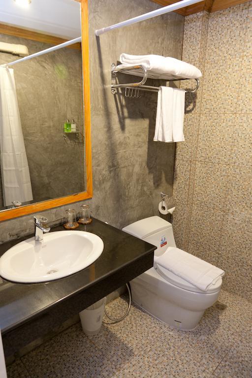 Chaphone Guesthouse Phuket Szoba fotó