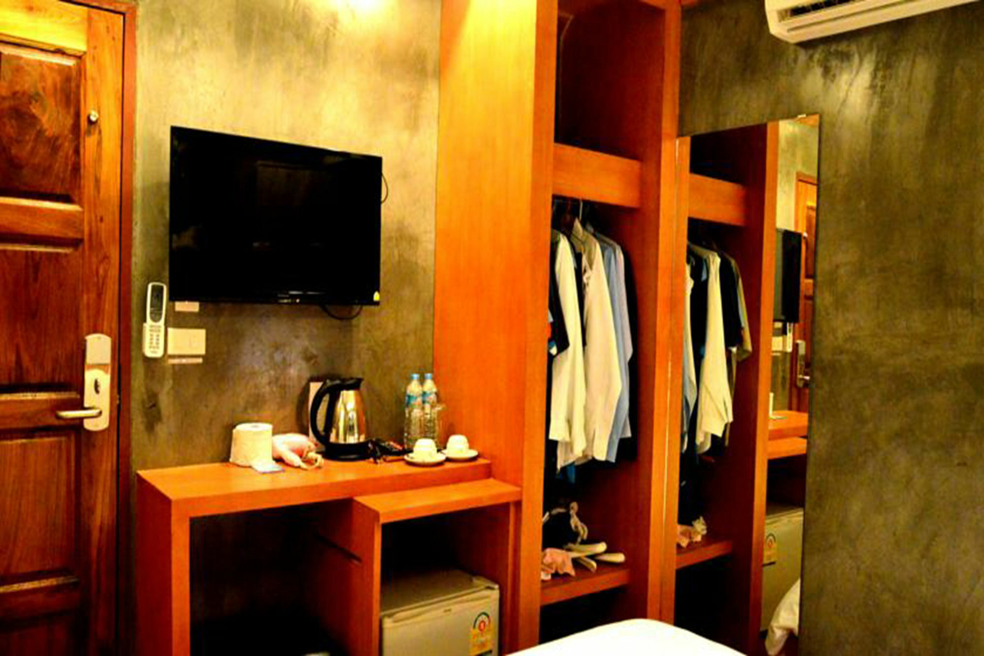 Chaphone Guesthouse Phuket Kültér fotó